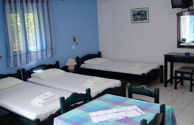 Giannis Hotel Apartments - Photo 14