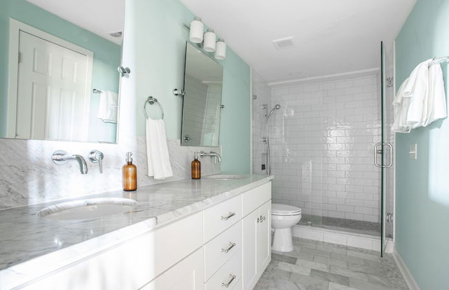 Lighthouse by Avantstay Beachfront View Home w Pool Table Ping Pong - Foto 34