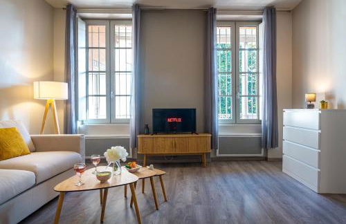 Wi-Fi - Netflix - Spacieux - Centre-ville - CASA SERENIA - Foto 11