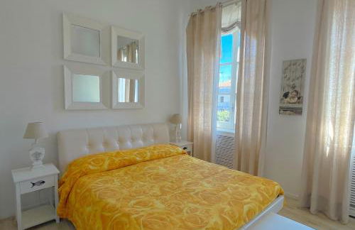 LUNA SUL PORTO Seaview Apartment - Bright and Spacious Flat in Central Nettuno, Steps from the Marina, Beaches, and Train Station - Photo 13