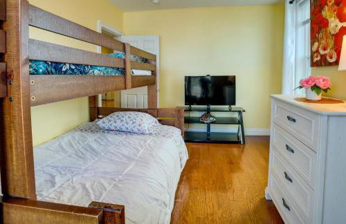 Inviting Connellsville Getaway with Deck! - Foto 20