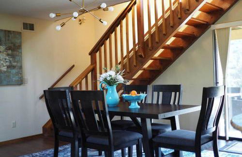 Yosemite Riverside Retreat with small beach access and air conditioning - Foto 5