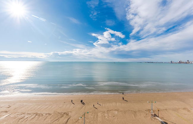 Studio With Amazing Sea View and Beach Access Durr s - Photo 1