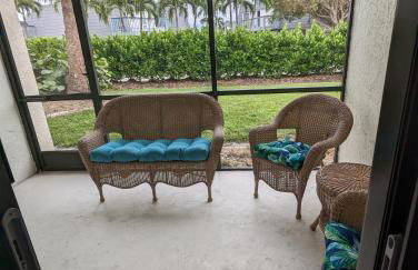 NEW condo! Just 15 min to Ft Myers and Sanibel beach! Great Location!! - Foto 13