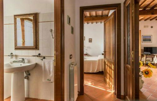 Rural Apartment With Views Of Lake Trasimeno - Foto 11