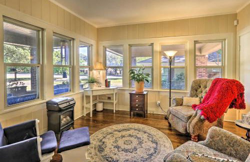 Walk to Midwestern State Wichita Falls Cottage! - Foto 6