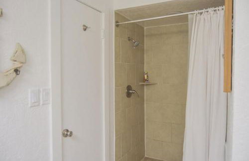 Gorgeous 10 Acre Modern Farmhouse & Private Pond - Photo 15