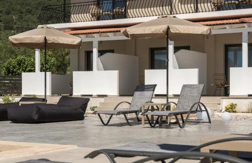 Marea Luxury Suites - Photo 30