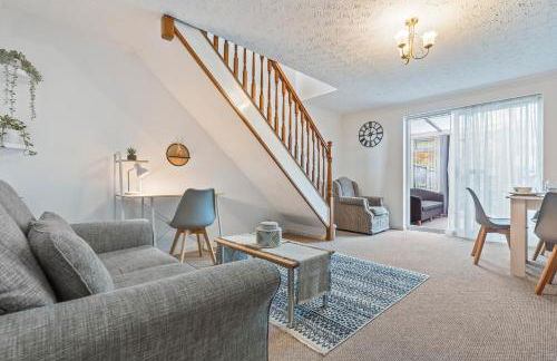 Central Peaceful Home with Parking, Wi-Fi and Garden - Foto 7