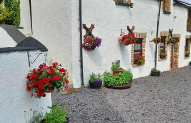 Moira Cottages @Berwickhall Sleeps 12 - Foto 15