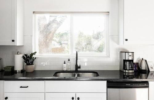 Chic Mid-Century Home Near Olde Town Arvada - Foto 15