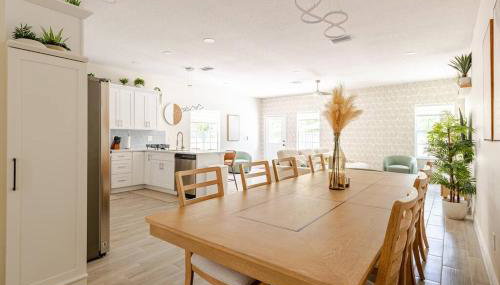 4 Bedroom House Near Downtown Tampa Sleeps 12 Pool Private Patio Pet Friendly - Foto 4