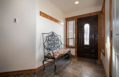 Alpine Recharge by KABINO Huge Views Hot tub Garage PS3 WiFi Loft - Foto 26