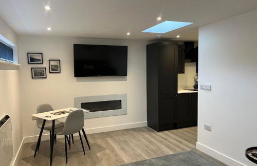 THE ARCHERS - Photo 7