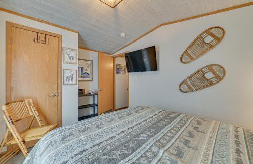 Northville Cabin with Fire Pit, 4 Mi to Boat Ramp! - Foto 16