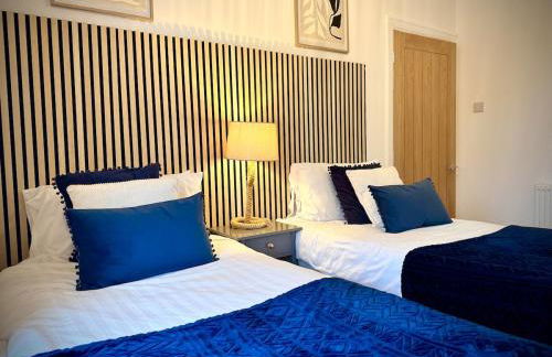 Tudor Hot Tub Family House - Foto 6