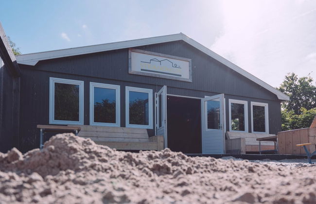 Group Stay in Eigen Wijze Near Playing Field - Photo 13