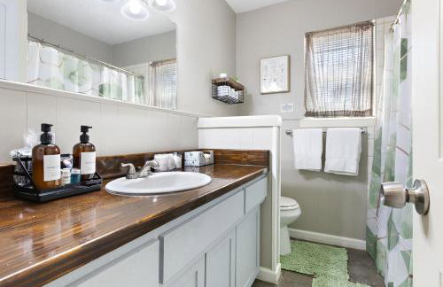 DFW Mid-Cities Oasis with Pool, Hot Tub and Fire Pit - Photo 25