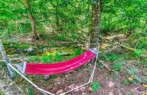 Gorgeous Tiny House with Indoor and Outdoor Lounging Space in Alabama - Foto 52