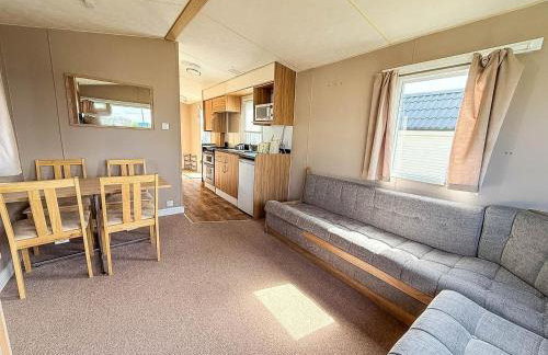 Homely 8 Berth Caravan At California Cliffs Near To Scratby Beach Ref 50067G - Foto 3
