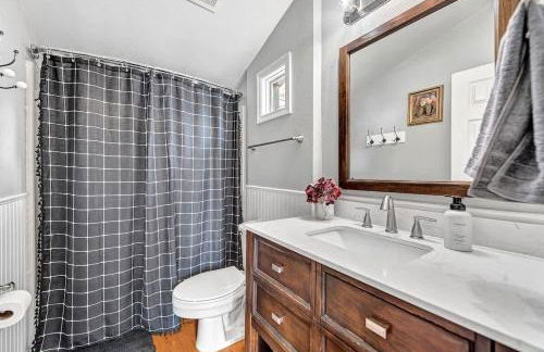 The Oak Cottage- Charming Downtown Family Retreat in the Heart of Siloam Springs - Foto 17