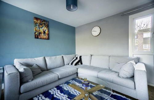 Stylish 3-Bed Home with Garden, Pet Friendly - Foto 2