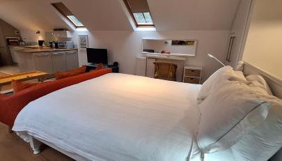 The Coach House Studio Apartment - Foto 2