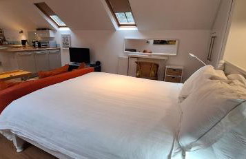 The Coach House Studio Apartment - Foto 2
