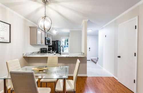 Modern 2 en suite townhome near DT Raleigh - Foto 8