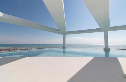 Global Properties, Apartamento con terraza y vistas a la piscina en Gran Canet - Photo 32