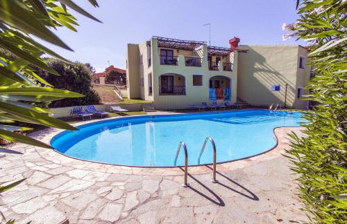 Villas with air conditioning and shared pool, just a few minutes from La Pelosa beach - Foto 7
