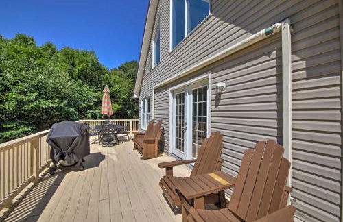 Modern Eckerty Home with Deck on Patoka Lake! - Foto 23