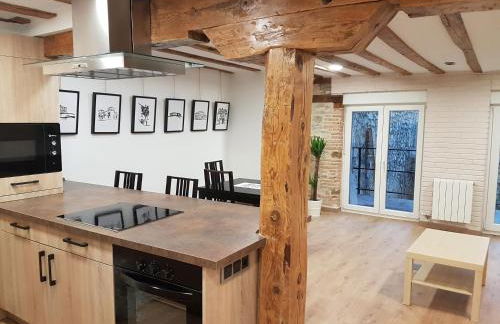 GUMERFLAT PATIO-Yaard, Parking &, WiFi Fibra Free, Downtown - Foto 2