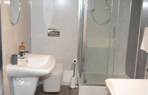 King Edward 3 bed house ideal for contractors - Foto 7