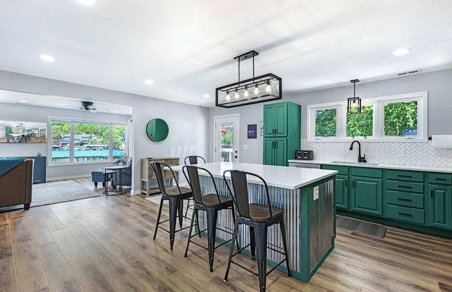 The Lake Shack Waterfront Life - Photo 9