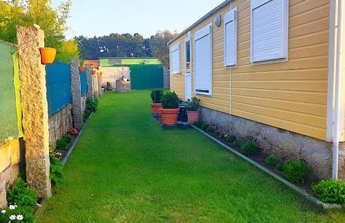 Casa natural con cenador en jardín y parking - Foto 1