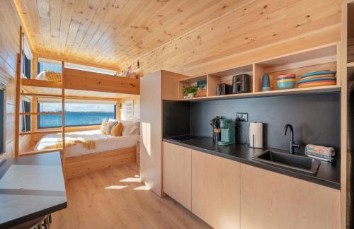 Luxury Waterfront Cabin 7 - Foto 9