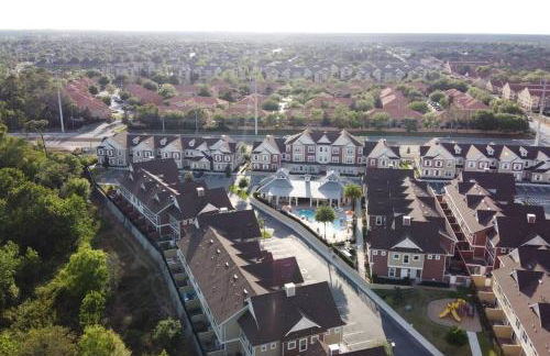 BRAND NEW 3 bedroom near DISNEY / Wi-Fi / Parking - Foto 31