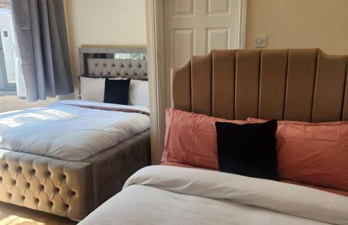 Glams Victoria apartment - Photo 47