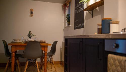 The Bolthole barn with wood-fired hot tub - Foto 4