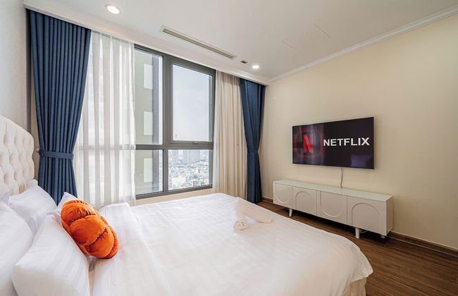 Cozy- Vinhomes Central Park Apartments - Photo 26