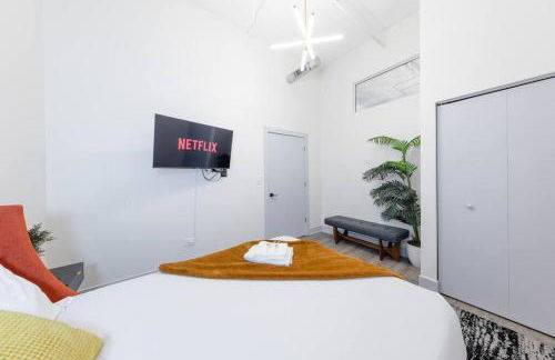 Luxurious 5BR Suite Perfect for Group of 12 guests with Pool table, Optional Parking and Gym Access Near McCormick Place and Soldier Field - Foto 47