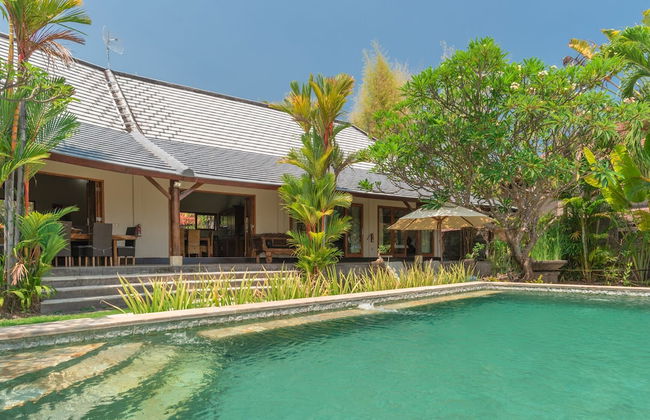 Villa Lotus Kayuputih - Foto 62