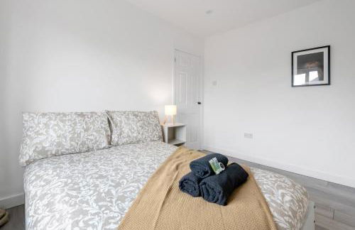 3Bed House-Free Parking - Foto 19