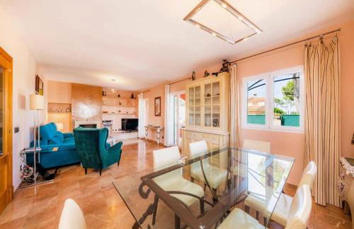 Tranquil Villa Stay in Tolleric - Foto 16