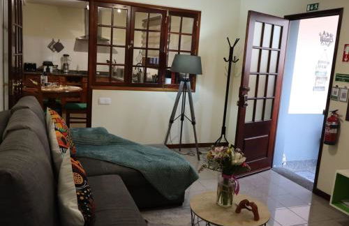 Charming Retreat Machico - 5 min Praia & Centro B - Foto 4