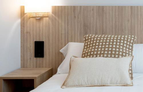 Meraki Suites - Photo 16