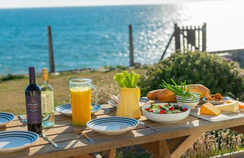 Sound of the Sea, beach front Bungalow with hot tub, in Tywyn - Foto 2