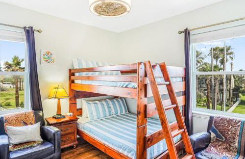 8-Mile Beachfront - Foto 22