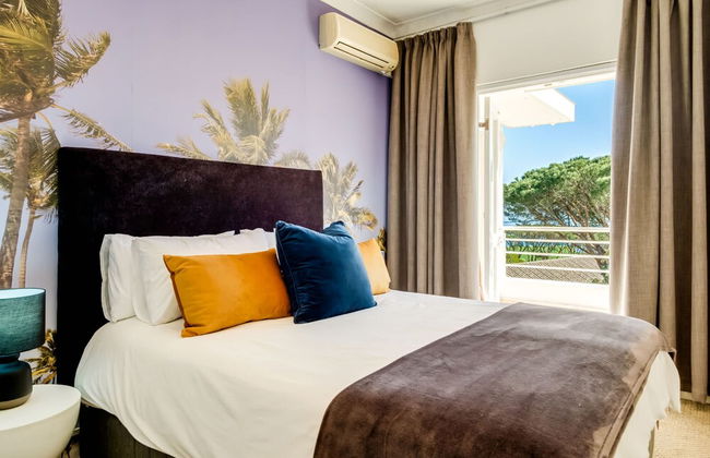 Camps Bay 4BR w Pool and Sea Views Atlantic Gem - Photo 21